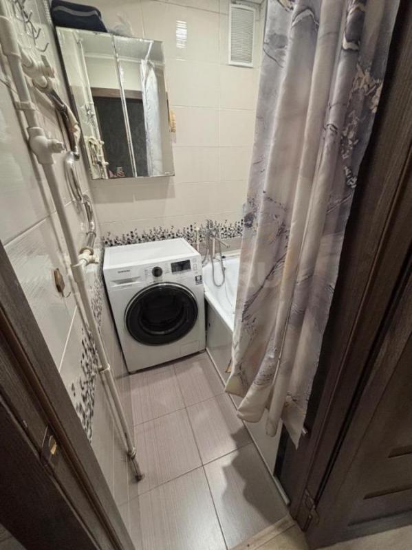 Предлагаем вашему вниманию уютную Трехкомнатную квартиру в хорошем районе города (за магазином Дизай - Орск