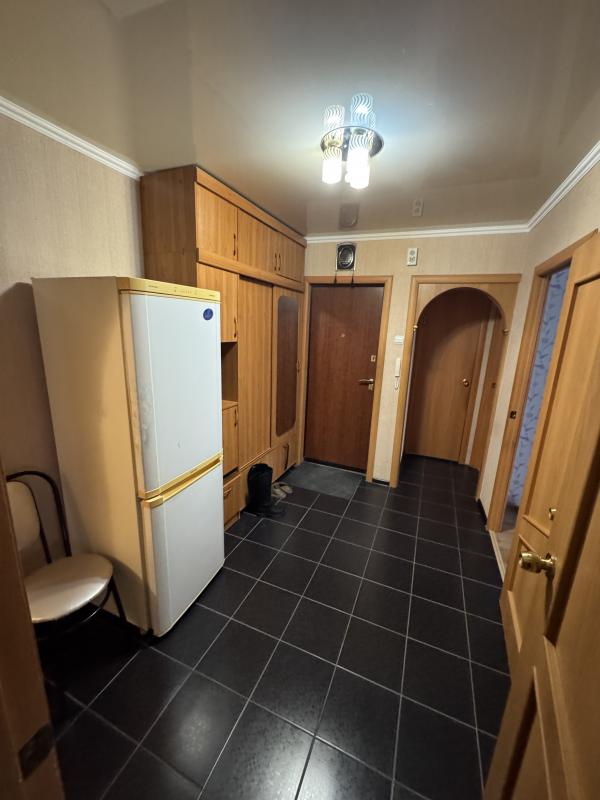 Трехкомнатная уютная квартира
Улучшенной планировки
Новотроицк, пр. - Новотроицк