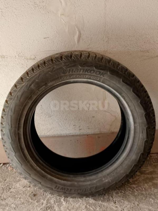 Продам комплект зимней резины Hankook  225/60 R17 (4 шт), в отличном состоянии. - Орск