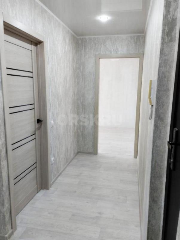 Продается 4-комнатная квартира на 4 этаже по адресу ул Пацаева 11 (ост. - Орск