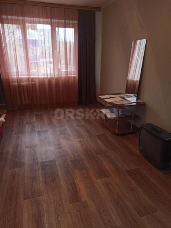 В квартире есть всё для проживания. - Орск