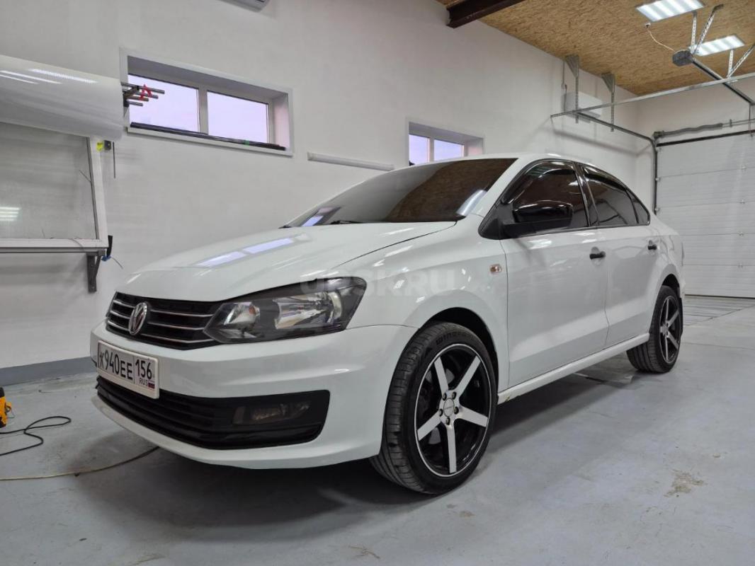 Продам отличный автомобиль на полном ходу,Вложений не требует,Резина зима лето 17r. - Новоорск