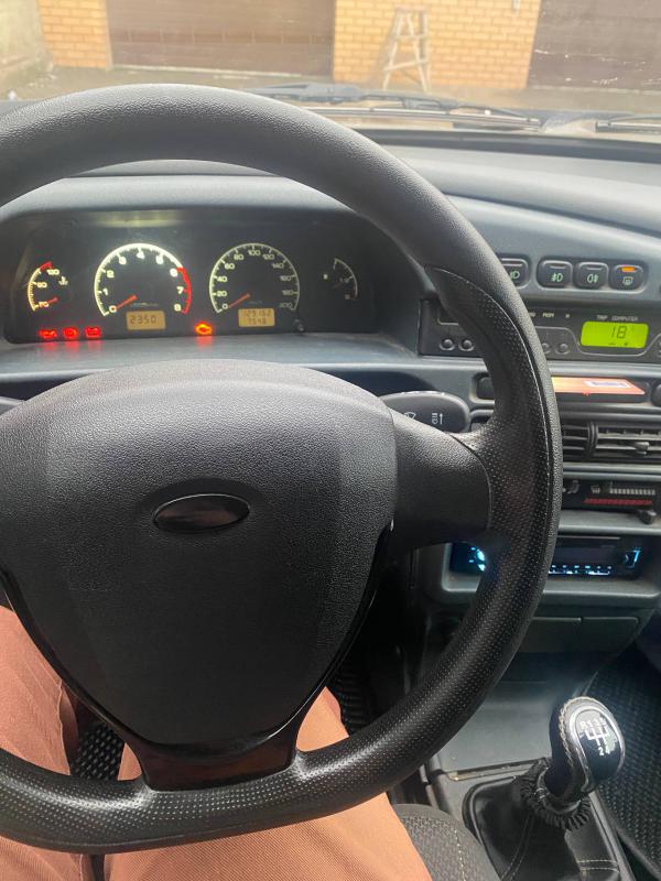 Машина на бодром ходу стоит прошивка евро-2 и спортивный раздвоенный выхлоп( не сильно громкий), нов - Орск