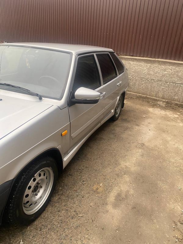 Машина на бодром ходу стоит прошивка евро-2 и спортивный раздвоенный выхлоп( не сильно громкий), нов - Орск