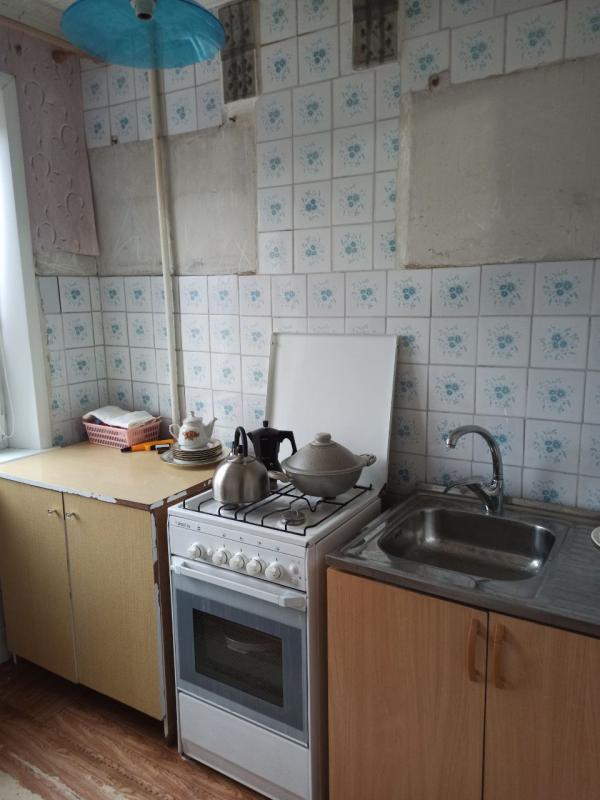 Продается 2-комнатная квартира  ,по адресу: г. - Новотроицк