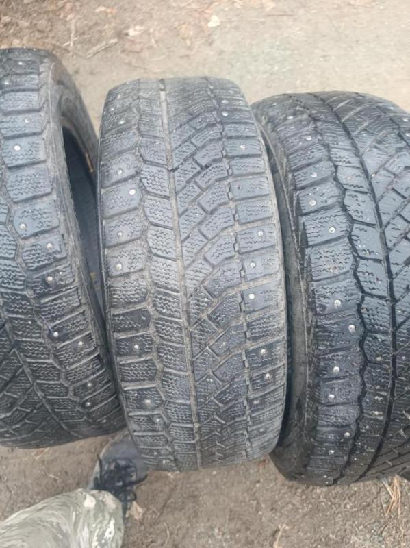 Продам резину viatti brinо nordico 205/55/16, в очень хорошем состоянии 95% шипов на месте дорогу де - Орск