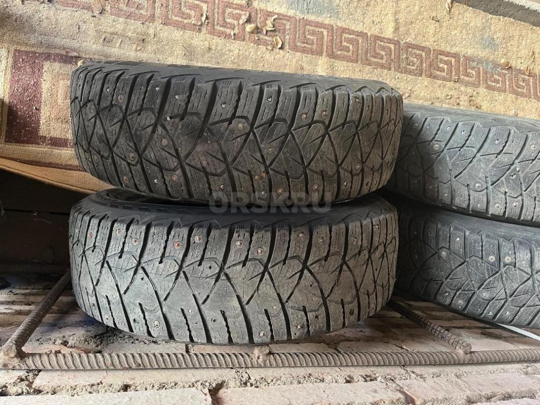 Продам зимнюю резину 185/65 R15 б/у - Орск