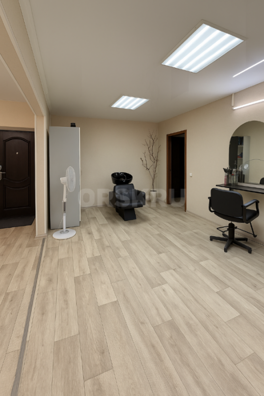 Продаётся нежилое помещение 109,2 кв. - Орск