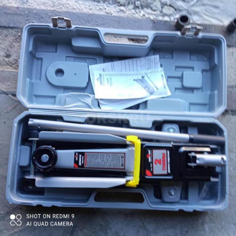 Домкрат подкатной 2 тонны для внедорожников новый - Орск