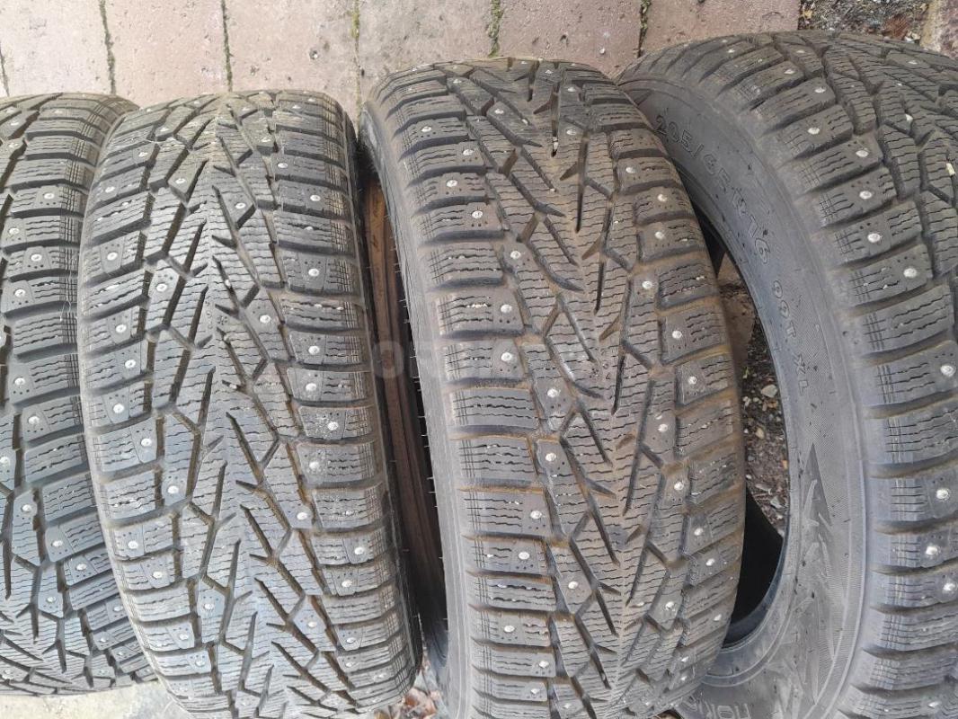 R16 205х65 nokian tyres  шипы. - Гай