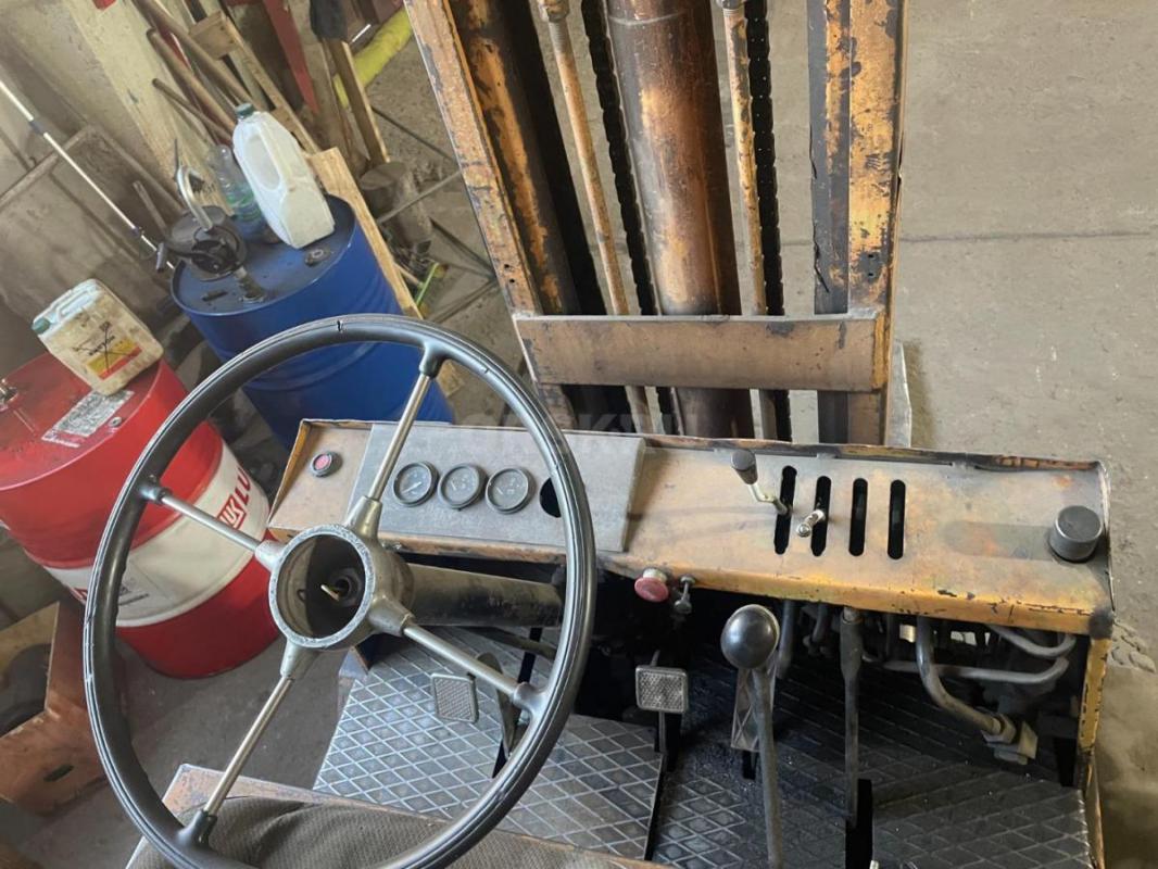 Продам автопогрузчик Balkancar  Б/У  грузоподъемность 3,2т, высота подъема 1,8м, полностью исправен, - Кувандык