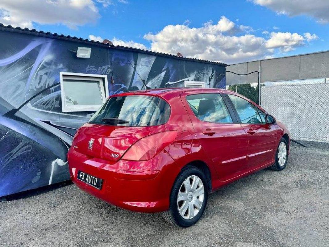 В продаже PEUGEOT 308 2010 года выпуска. - Орск