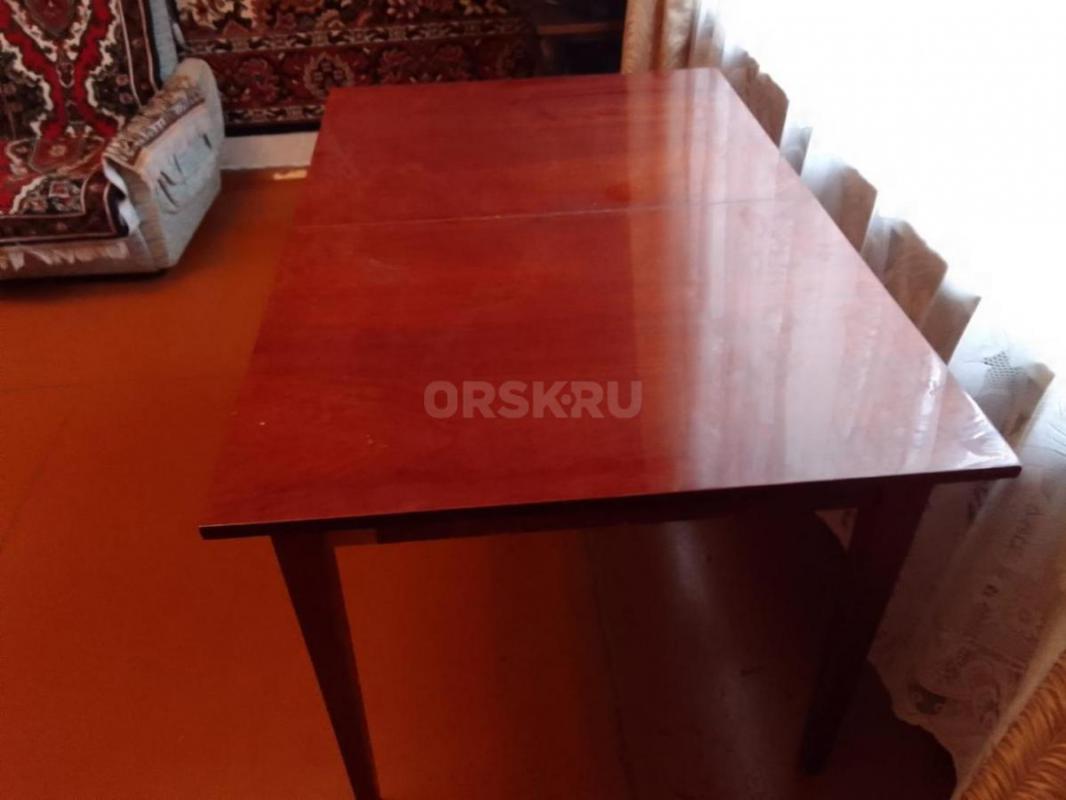 Продам стол б/у в хорошем состоянии. - Орск
