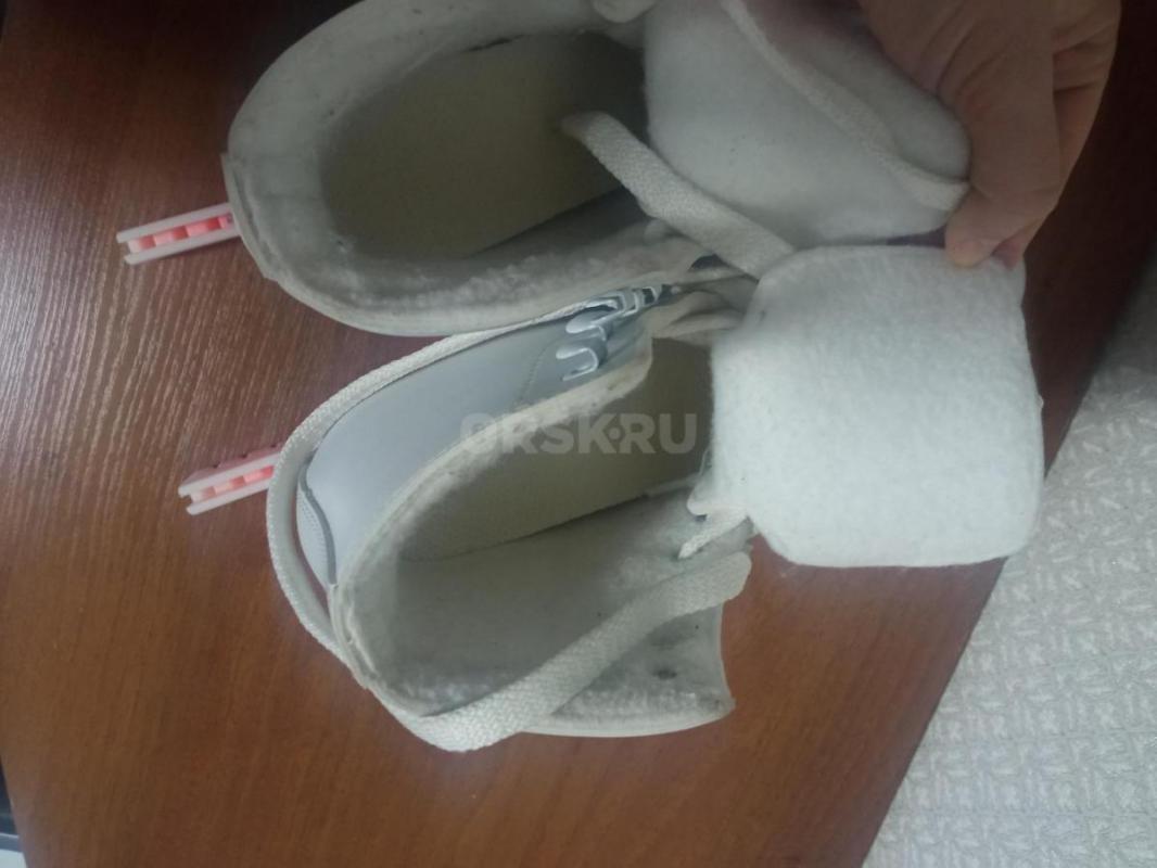 Продам коньки фигурные 38 р-р, в идеальном состоянии, использовались 1 раз - Орск