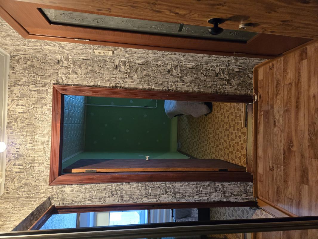 Продаётся однокомнатная квартира площадью 33.1 квадратных метров в общежитии МЖК на пятом этаже девя - Гай