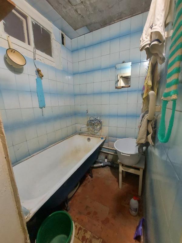 Продается 3-комнатная квартира по адресу: г. - Новотроицк