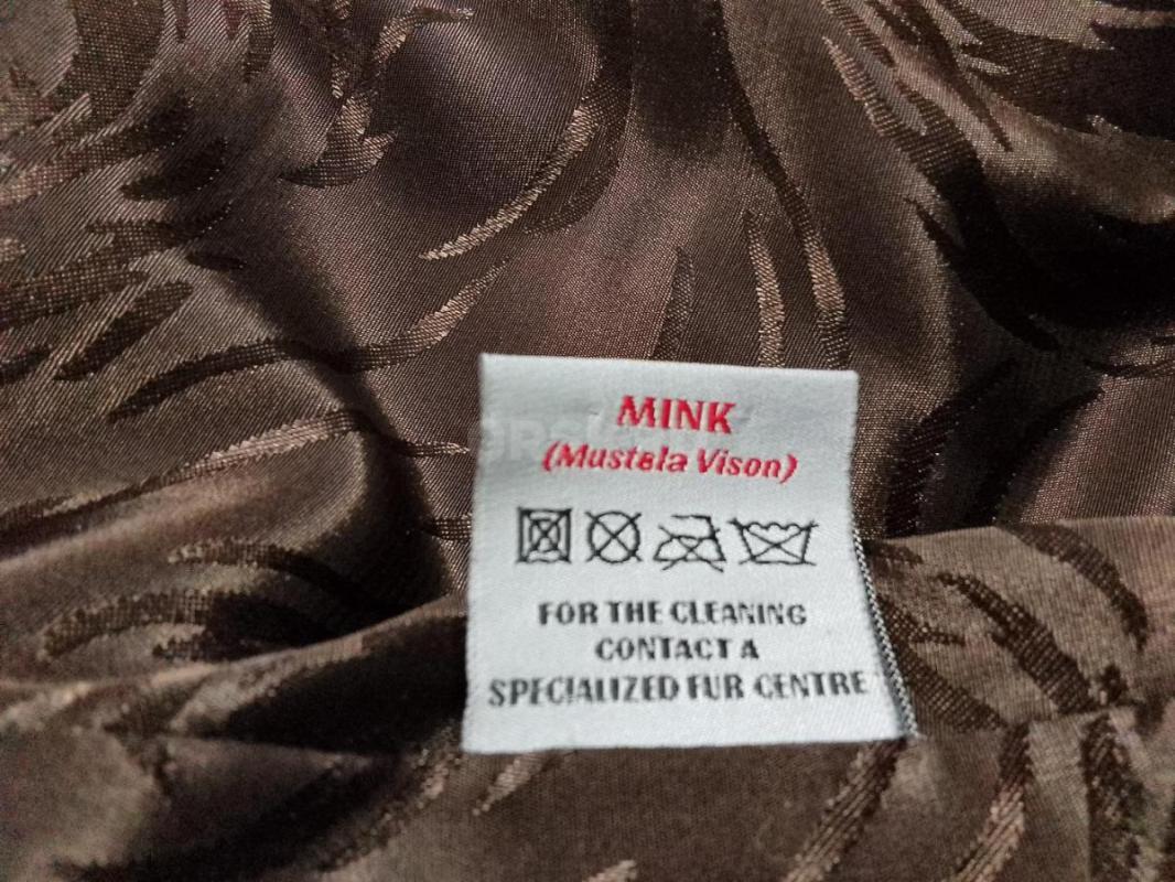 Шуба из норки коричневого цвета, размер 50 (L/XL). - Орск