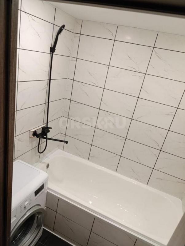 Сдам однокомнатную квартиру в идеальном состоянии после кап. ремонта, вся инфраструктура шаговой дос - Оренбург