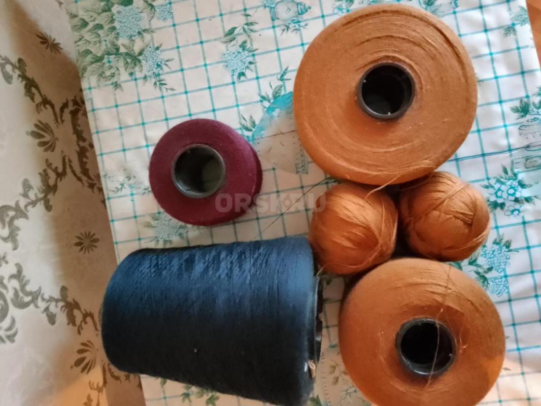 Продам пряжу в бабинах, разная расцветка. 800р за кг - Орск