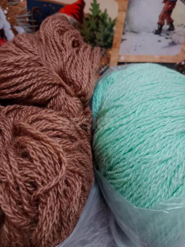 Пряжу карачаевскую в пасмах, весовую. 70 рублей за 100 грамм. - Орск