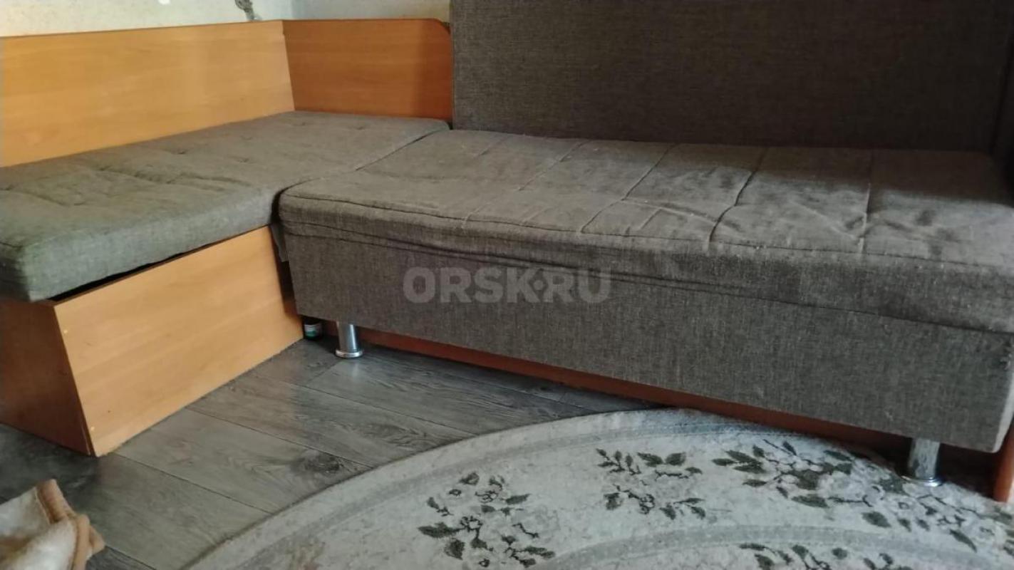 Продам диван Б/у - Орск