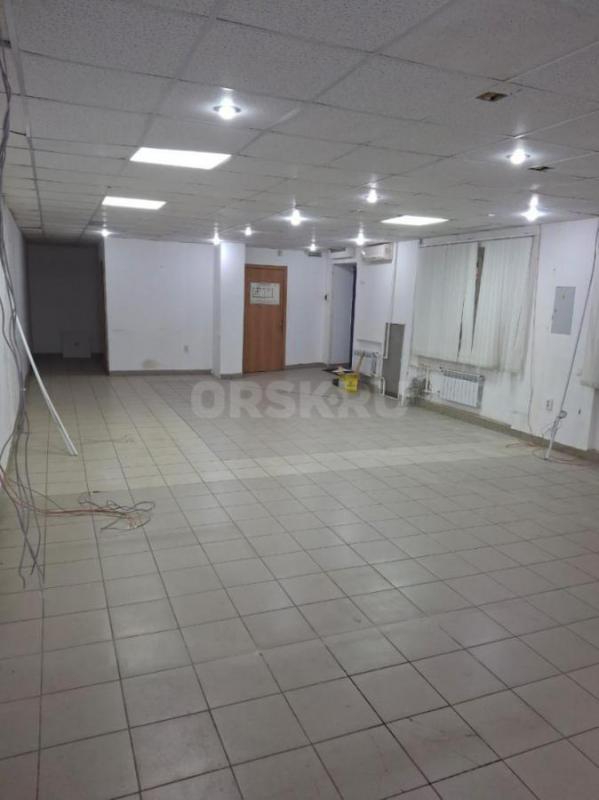 Сдам в аренду помещение под офис, магазин 89 кв. - Орск