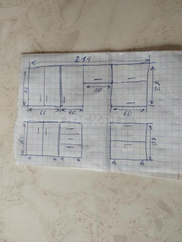 Продам кухонный гарнитур в хорошем состоянии вытяжка в комплекте без газ плиты ,длина 2,15 звоните т - Орск