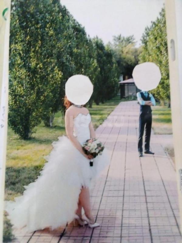 Продам 2 свадебных платья, р 44, б/у. - Орск