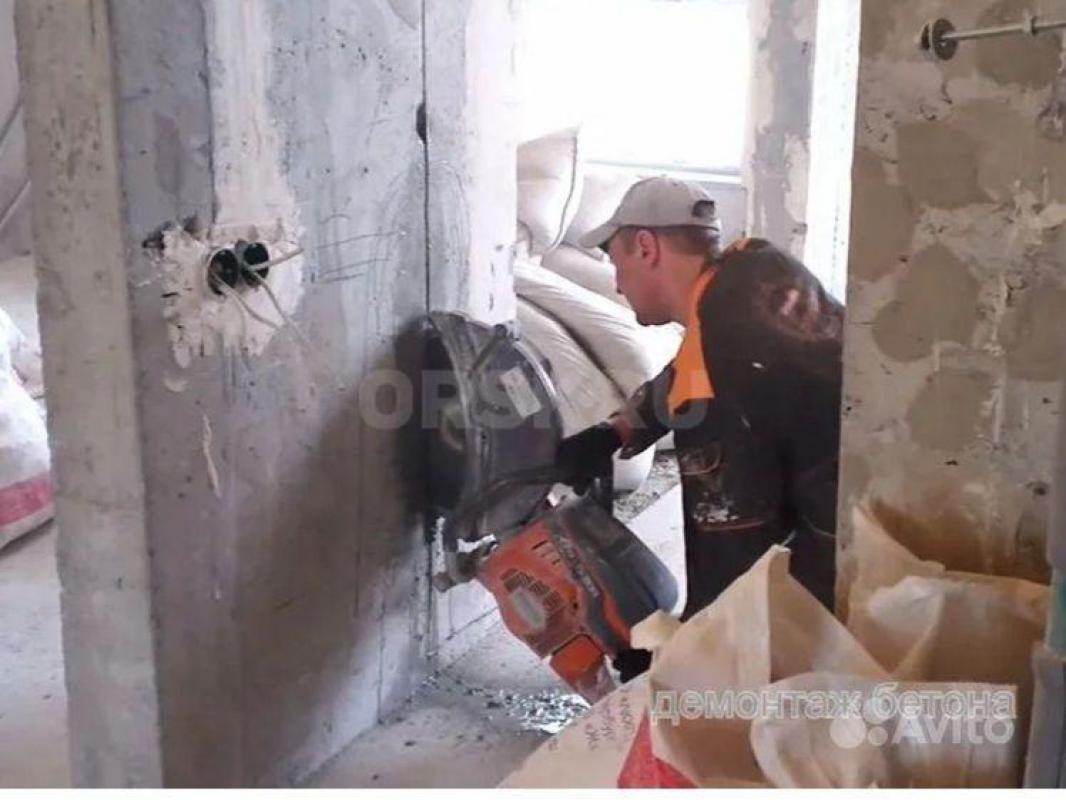 Покраска безвоздушным аппаратом. - Орск