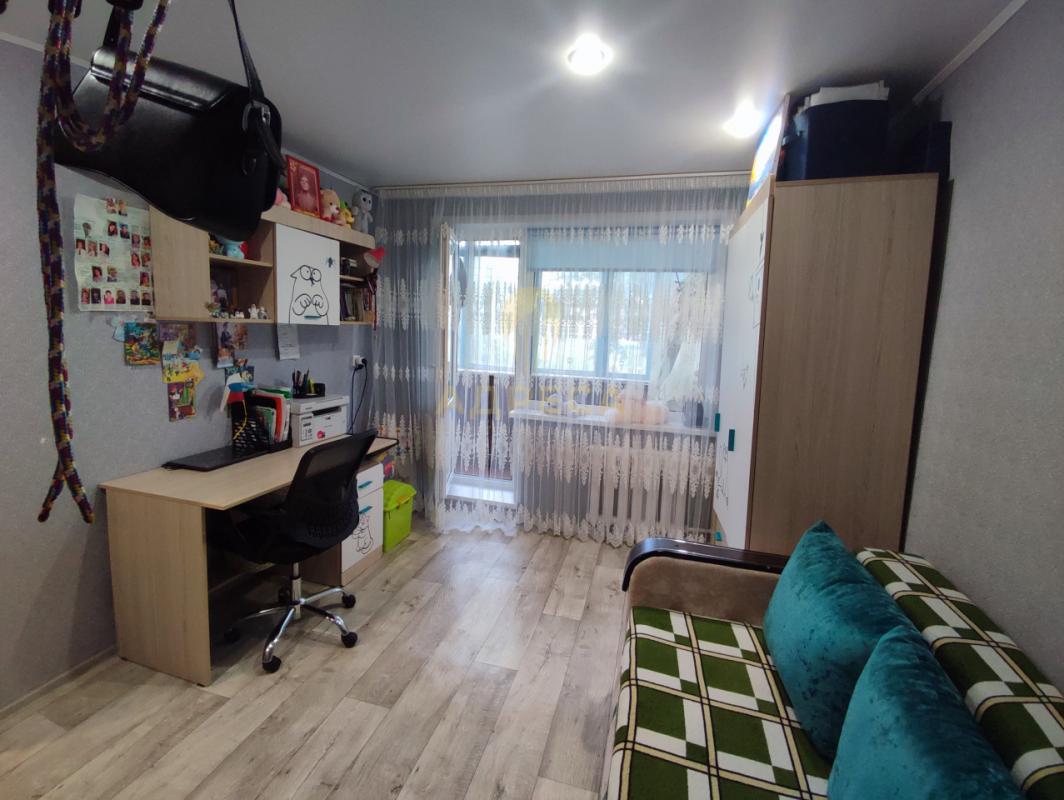 Продается уютная двухкомнатная квартира!✨ Площадь: 43.7 кв. - Красный Коммунар