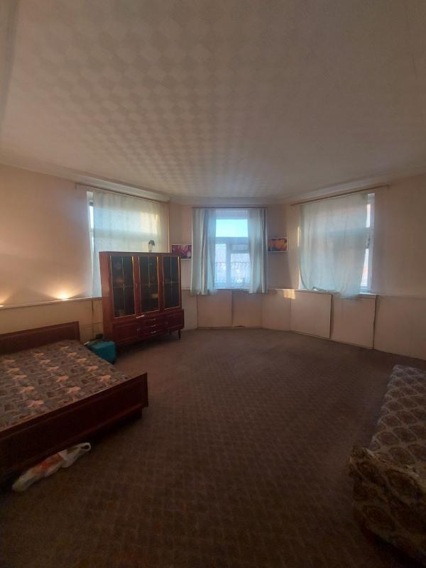 Продается 2-комнатная квартира по адресу: г. - Новотроицк