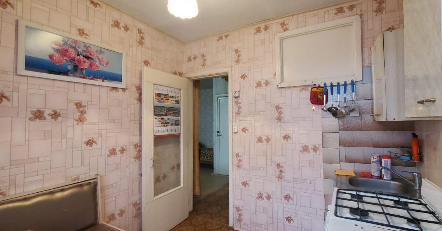 Продается уютная 1-комнатная квартира  расположенная на четвертом этаже дома по адресу: ул. - Гай