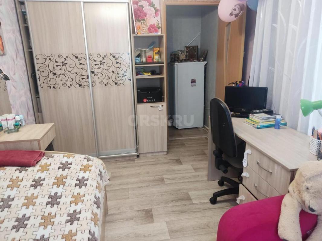 Продам дом: уютный, теплый, чистый. 2 спальни и кухня гостиная. - Орск