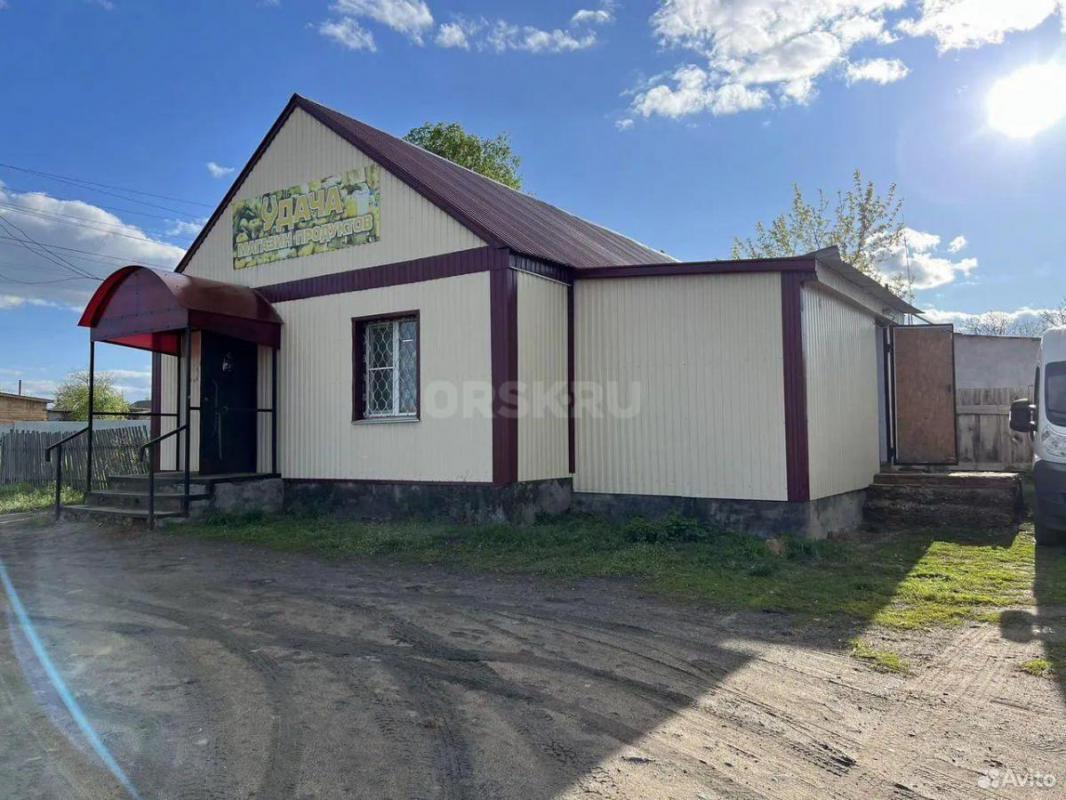 Продаётся действующий (готовый бизнес) продовольственный магазин в посёлке Майский Адамовского район - Адамовка