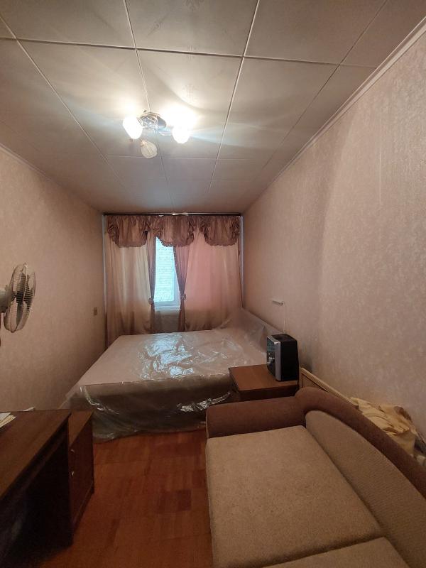 В связи с отъездом из города, продам 2 -комнатную квартиру. - Новотроицк