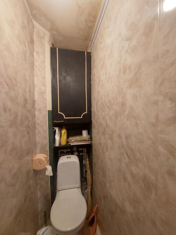 В связи с отъездом из города, продам 2 -комнатную квартиру. - Новотроицк