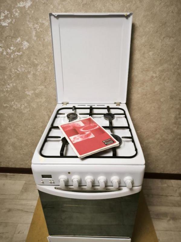 Продам газовую плиту Hotpoint- Ariston в отличном рабочем состоянии ( гриль, двойной гриль, вертел и - Орск