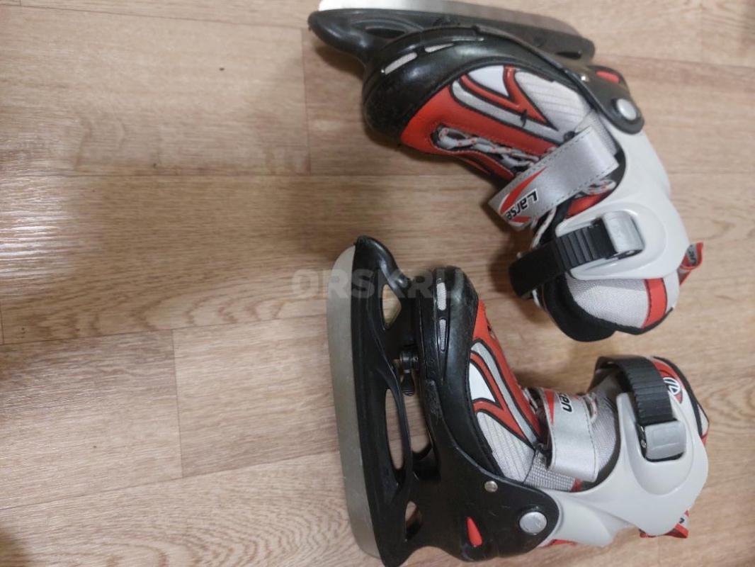 Продам Лыжные ботинки 39 и 43 размер по 500 руб, 33-300 руб. - Орск