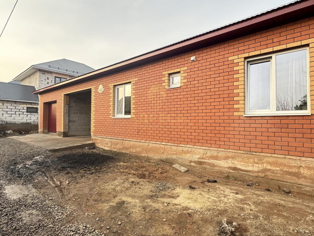 Продается дом в Подгородней ПокровкеПреимущества расположения: &bull; Близость к городу: всего 1 - Оренбург