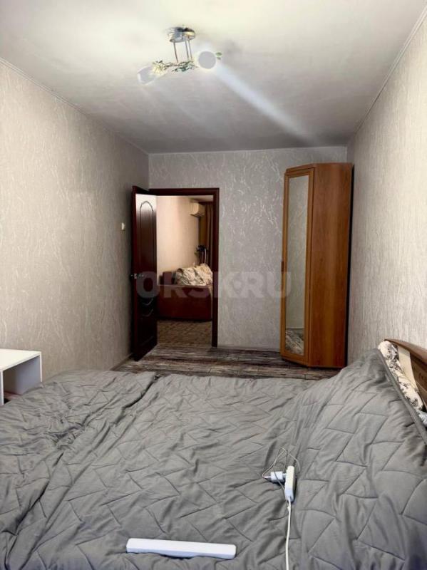 Продам квартиру в центре, Стасова 4. - Орск