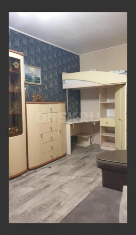 Продам 1-комнатную квартиру в развитом районе города по адресу ул. - Орск