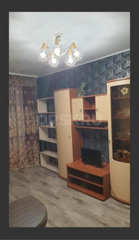 Продам 1-комнатную квартиру в развитом районе города по адресу ул. - Орск