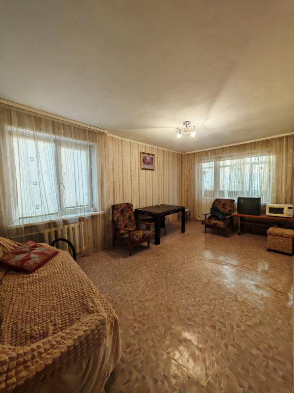 Продается 3-комнатная квартира  по адресу:  г. - Новотроицк