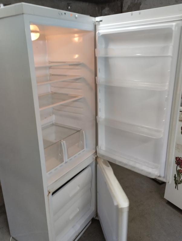 Продается Холодильник ОРСК 163, полностью в исправном состоянии. - Новотроицк