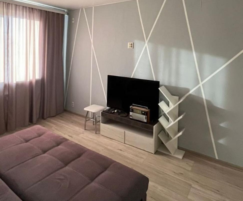 Сдам однокомнатную квартиру по адресу Новотроицк
г. - Новотроицк