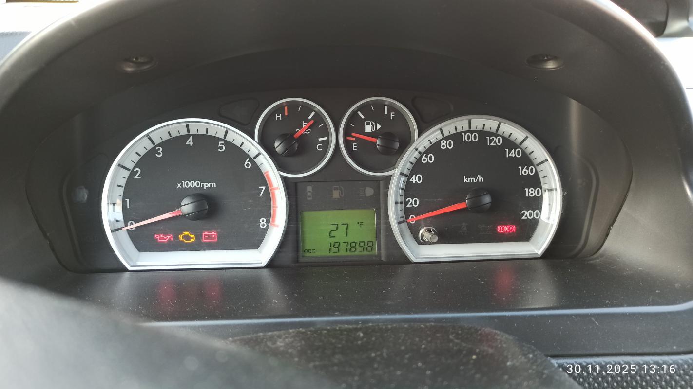 Продам Шевроле Авео Т255 хетчбек корейской сборки полностью обслужен, вложений не требует, заменены - Новотроицк