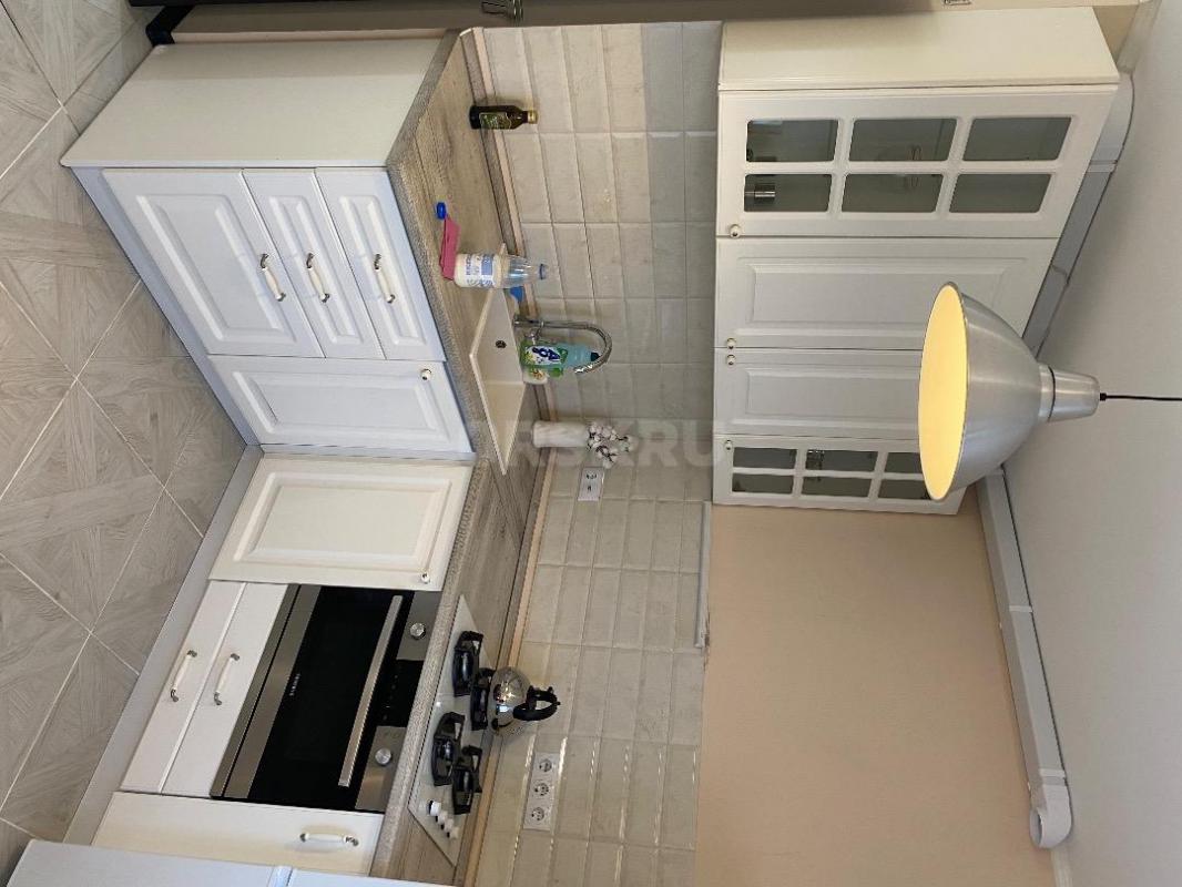 Сдам 2-х квартиру на длительный срок полностью оборудована. 27000 + оплата по счетчикам . - Орск