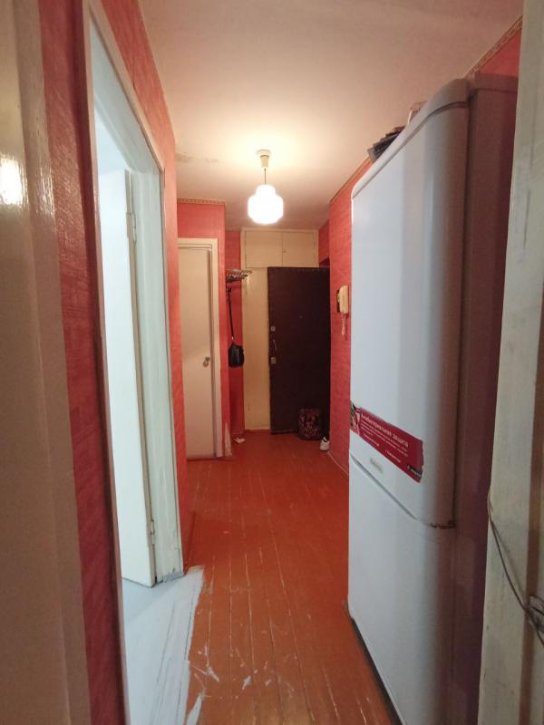 Продается 2-х комнатная квартира на 8-м этаже в кирпичном доме в самом востребованном районе города - Новотроицк