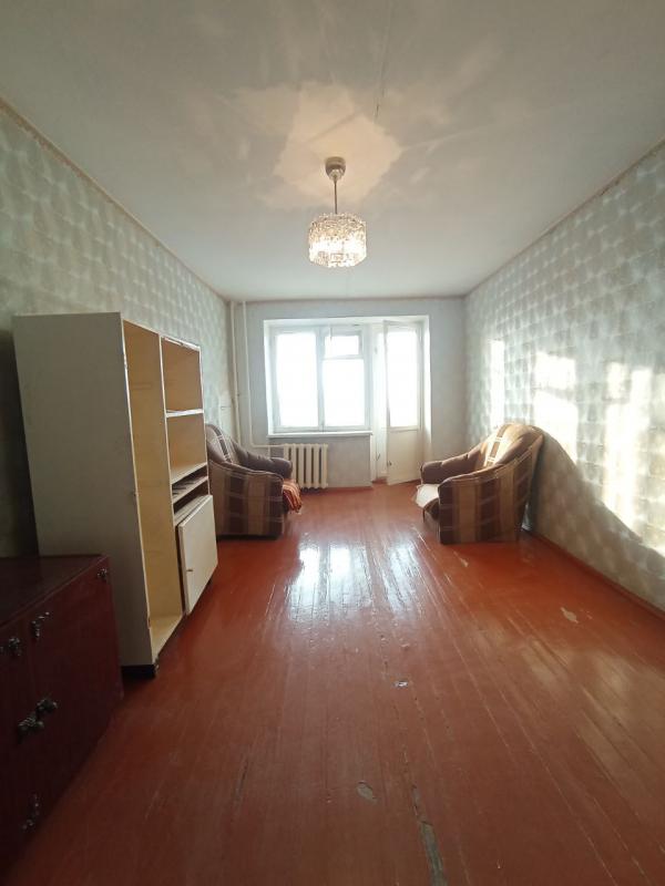 Продается 2-х комнатная квартира на 8-м этаже в кирпичном доме в самом востребованном районе города - Новотроицк