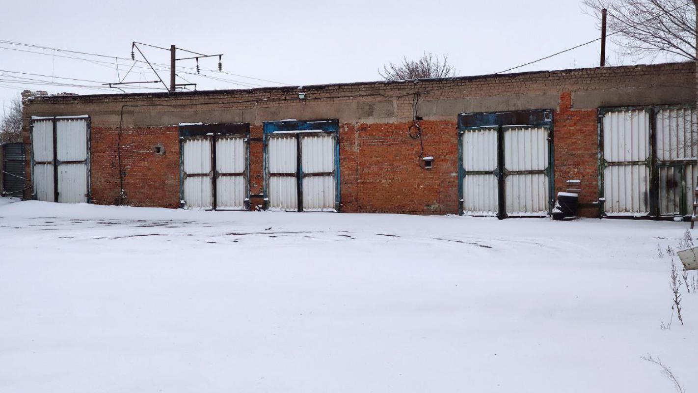 Сдам в аренду гаражи на территории охраняемая базы, свет, видеонаблюдение, стоянка - Новотроицк